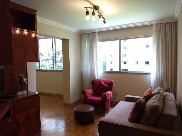 Foto 4 de Apartamento com 3 Quartos para alugar, 138m² em Itaim Bibi, São Paulo