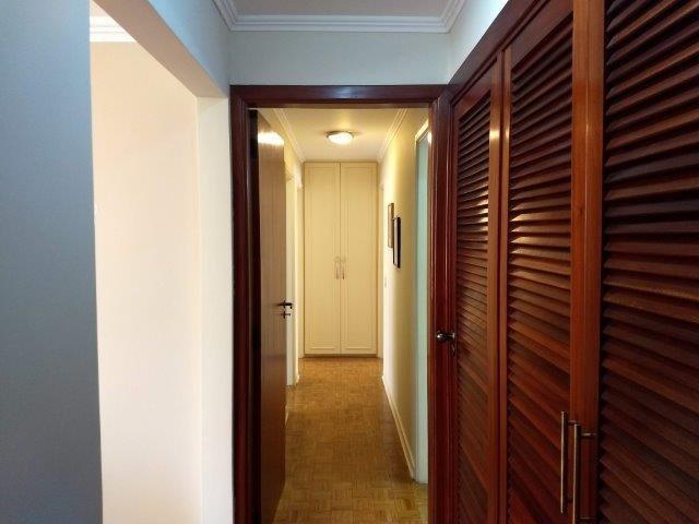 Foto 5 de Apartamento com 3 Quartos para alugar, 138m² em Itaim Bibi, São Paulo