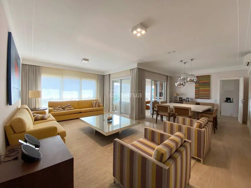 Foto 2 de Apartamento com 3 Quartos para alugar, 231m² em Jardim Madalena, Campinas