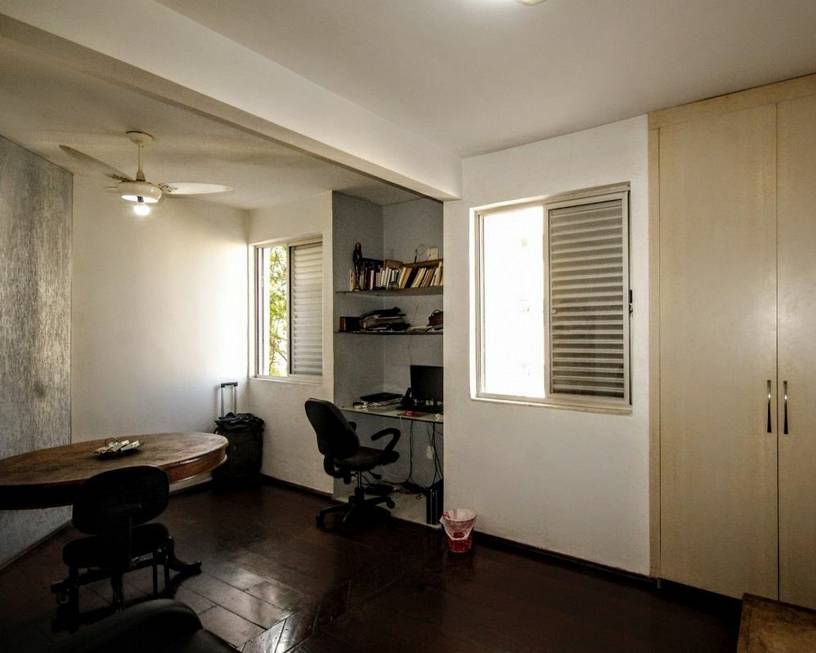 Foto 4 de Apartamento com 4 Quartos à venda, 280m² em Cidade Jardim, Belo Horizonte