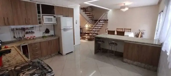 Foto 2 de Casa com 3 Quartos para venda ou aluguel, 250m² em Lar São Paulo, São Paulo