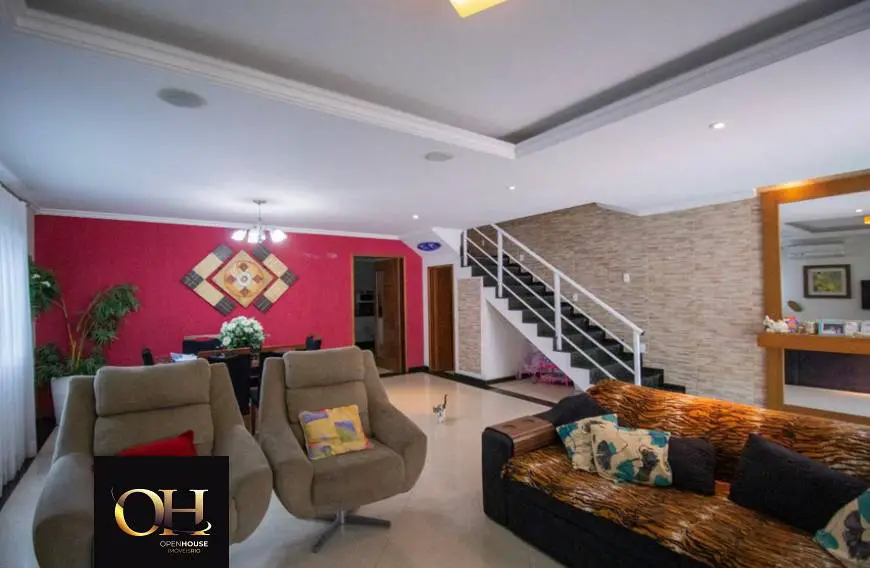 Foto 1 de Casa com 6 Quartos à venda, 320m² em Camorim, Rio de Janeiro