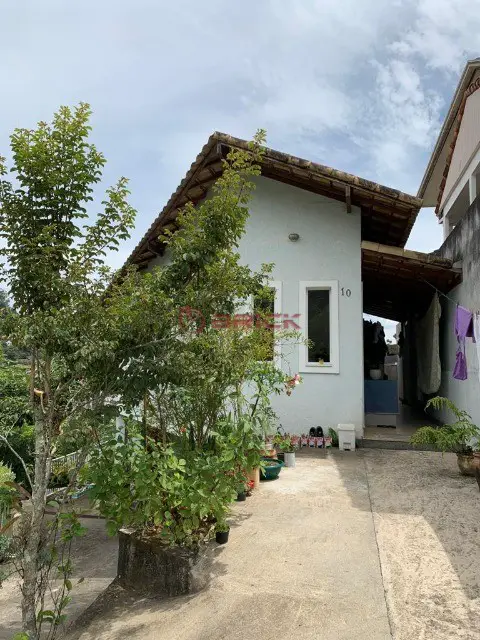 Foto 2 de Casa de Condomínio com 2 Quartos à venda, 120m² em Tijuca, Teresópolis