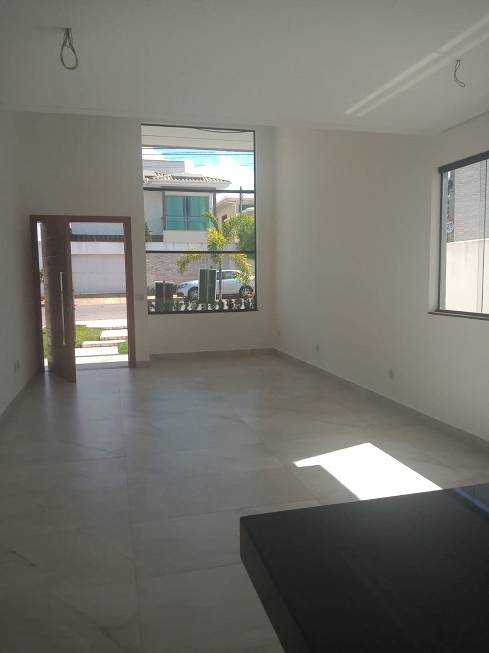Foto 3 de Casa de Condomínio com 3 Quartos à venda, 180m² em Rosa Dos Ventos, Vespasiano