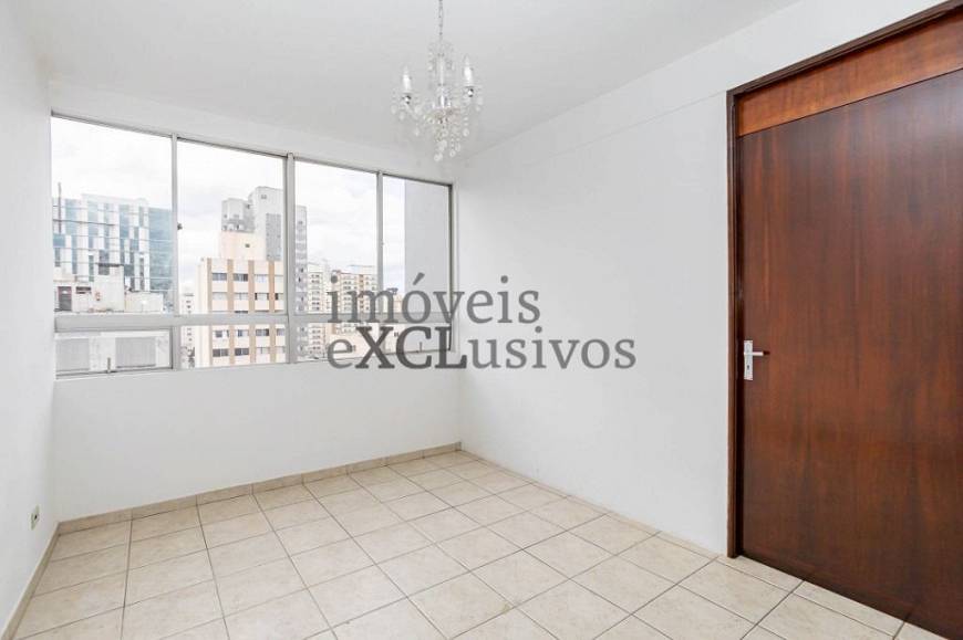 Foto 1 de Apartamento com 1 Quarto para alugar, 46m² em Centro, Curitiba