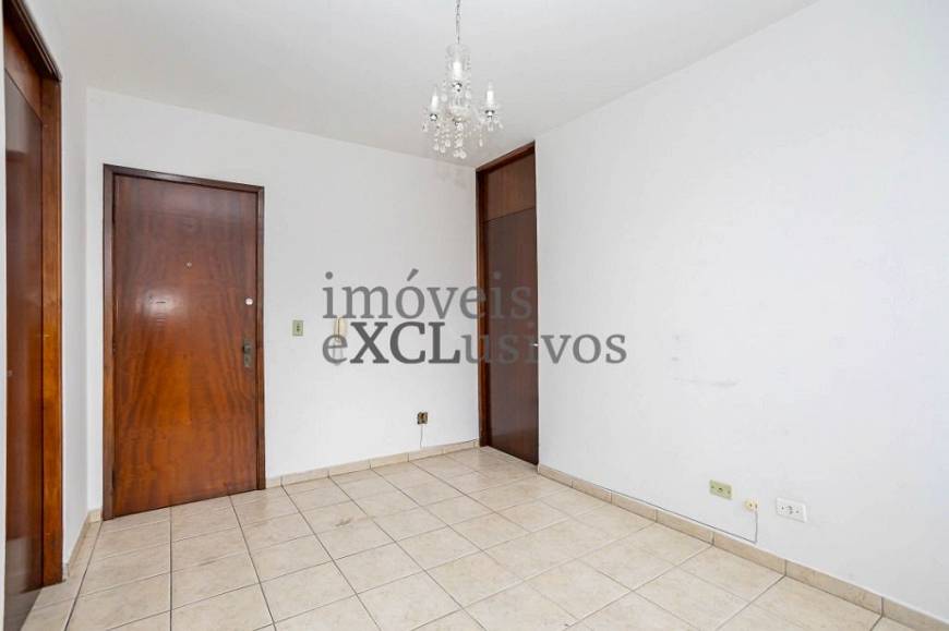 Foto 4 de Apartamento com 1 Quarto para alugar, 46m² em Centro, Curitiba