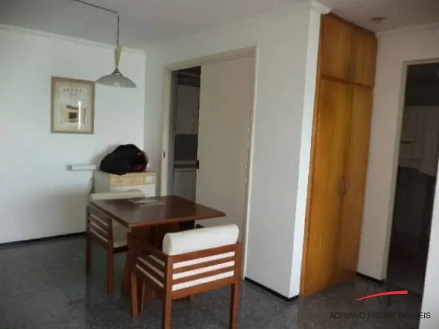 Foto 2 de Apartamento com 1 Quarto à venda, 43m² em Meireles, Fortaleza
