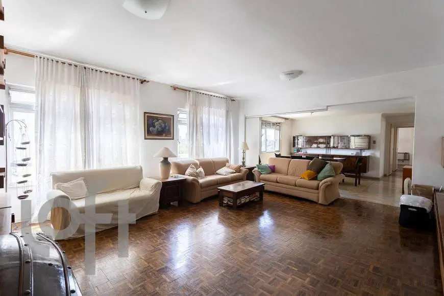 Foto 1 de Apartamento com 2 Quartos à venda, 130m² em Aclimação, São Paulo