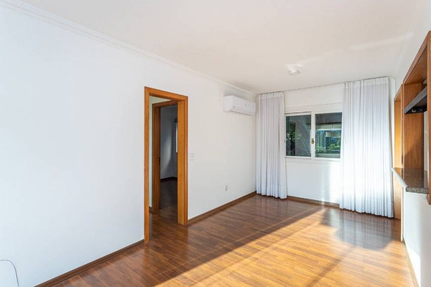 Foto 3 de Apartamento com 2 Quartos para alugar, 68m² em Bela Vista, Porto Alegre
