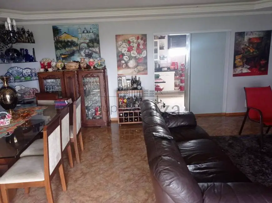 Foto 4 de Apartamento com 3 Quartos à venda, 146m² em Centro, São José dos Campos