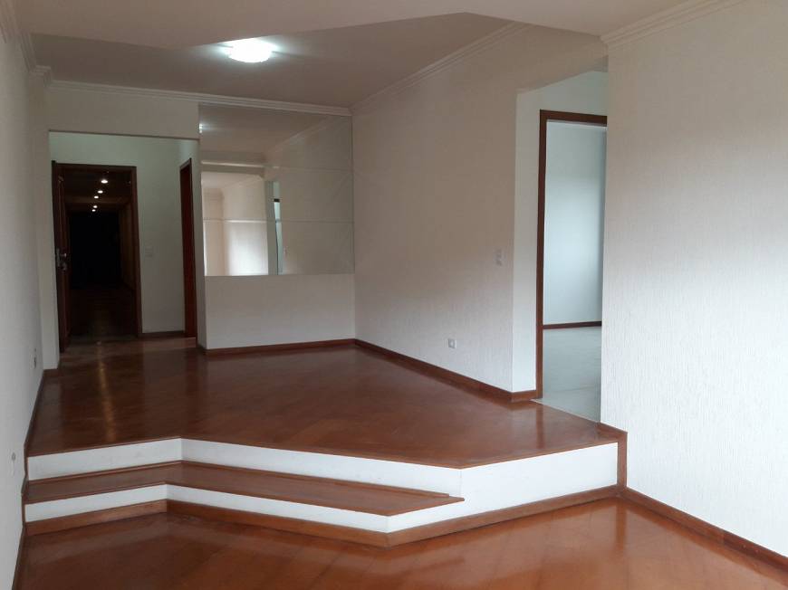 Foto 4 de Apartamento com 3 Quartos para alugar, 146m² em Juvevê, Curitiba