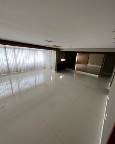 Foto 1 de Apartamento com 3 Quartos para alugar, 147m² em Pituba, Salvador