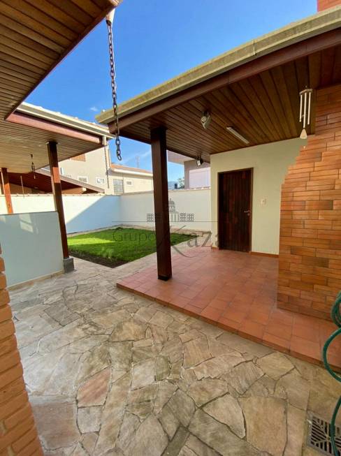 Foto 4 de Apartamento com 4 Quartos para venda ou aluguel, 210m² em Parque Residencial Aquarius, São José dos Campos