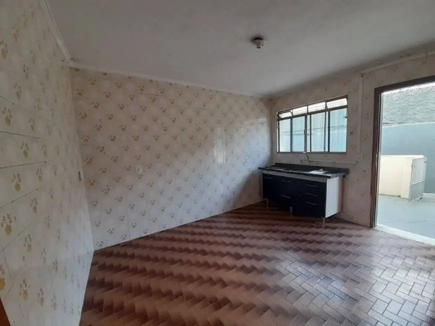 Foto 3 de Casa com 1 Quarto para alugar, 40m² em Vila Gilda, Santo André