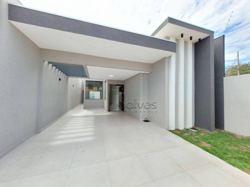 Foto 1 de Casa com 3 Quartos à venda, 113m² em Parque Residencial Rita Vieira, Campo Grande