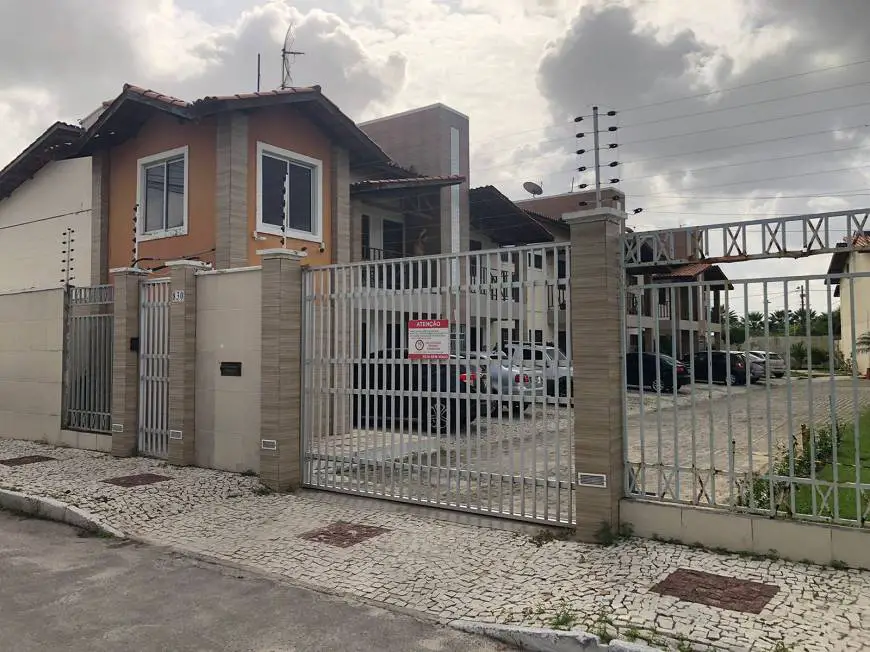 Foto 1 de Casa de Condomínio com 3 Quartos à venda, 70m² em Salinas, Fortaleza