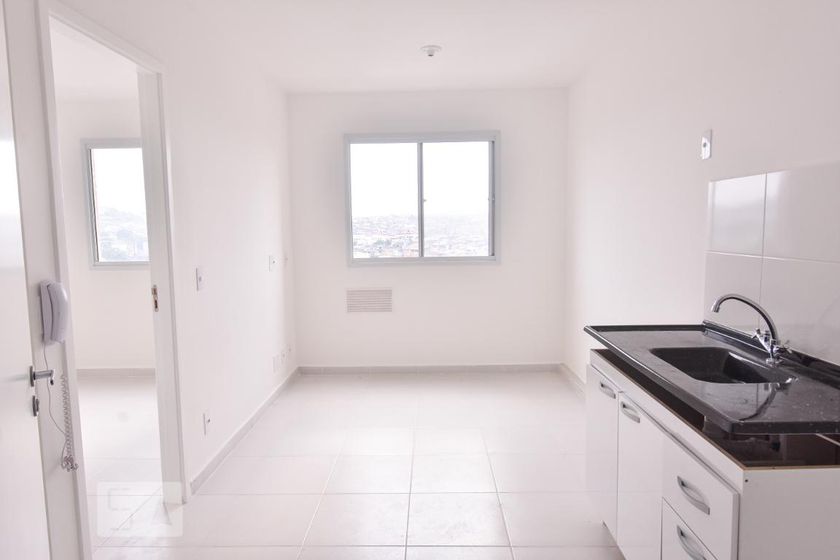 Foto 1 de Apartamento com 1 Quarto para alugar, 27m² em Cidade Satélite Santa Bárbara, São Paulo