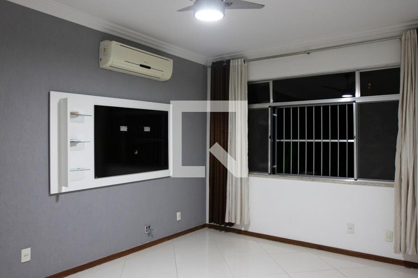 Foto 1 de Apartamento com 2 Quartos à venda, 90m² em Jardim Guanabara, Rio de Janeiro