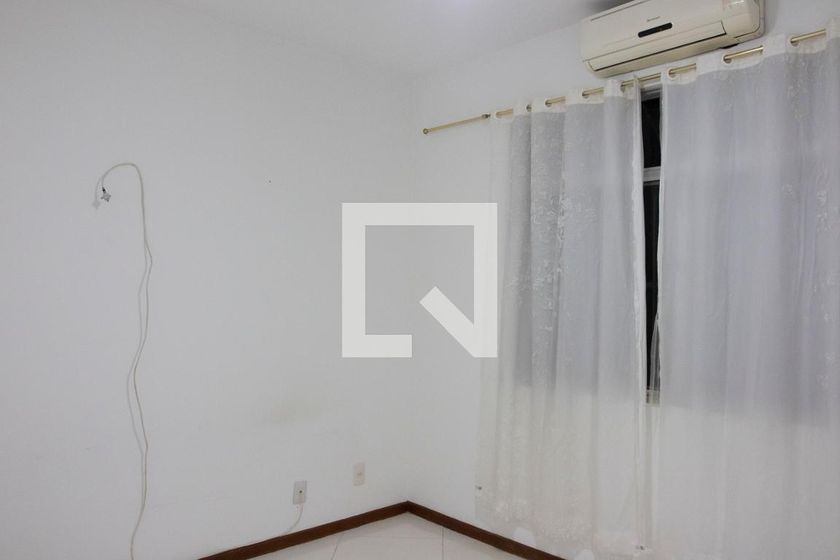Foto 5 de Apartamento com 2 Quartos à venda, 90m² em Jardim Guanabara, Rio de Janeiro