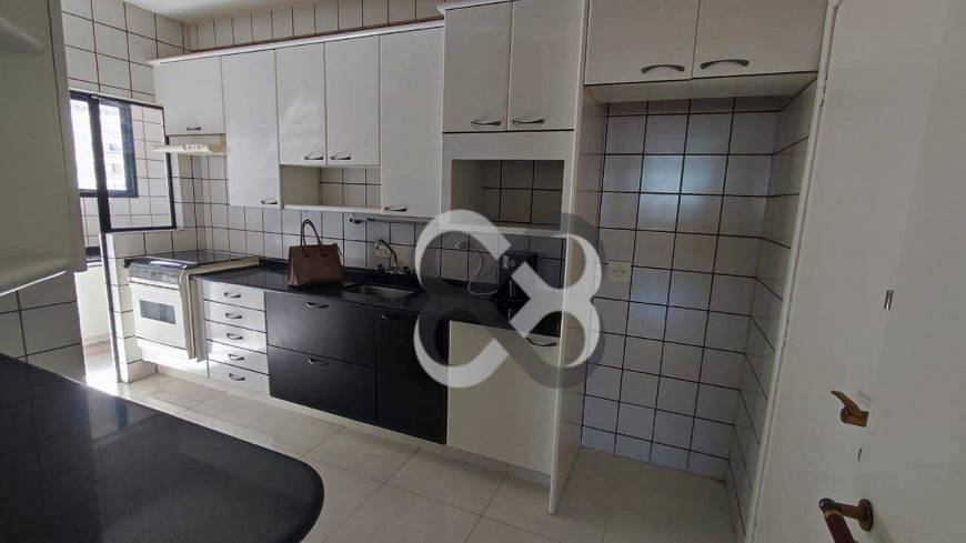 Foto 5 de Apartamento com 3 Quartos para alugar, 117m² em Centro, Londrina