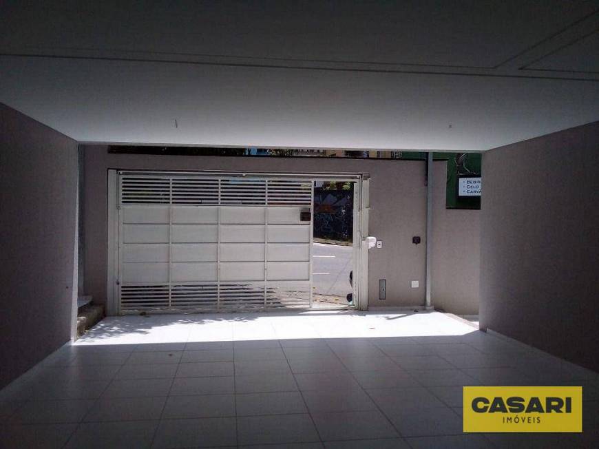 Foto 3 de Sobrado com 3 Quartos à venda, 150m² em Bangu, Santo André