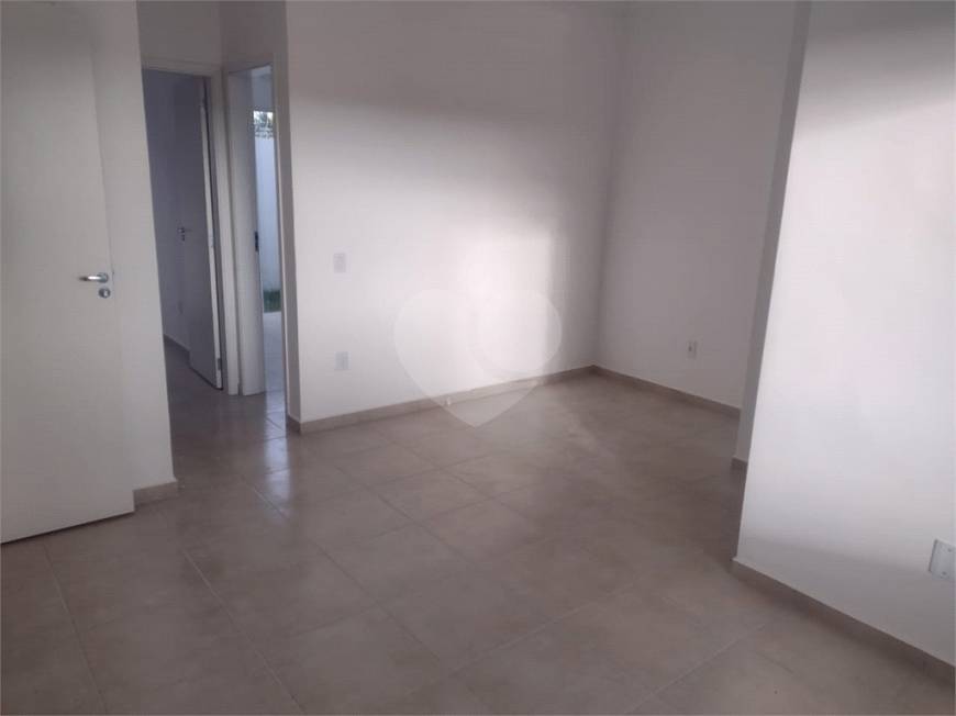 Foto 3 de Apartamento com 2 Quartos à venda, 51m² em Residencial Portal da Mantiqueira, Taubaté