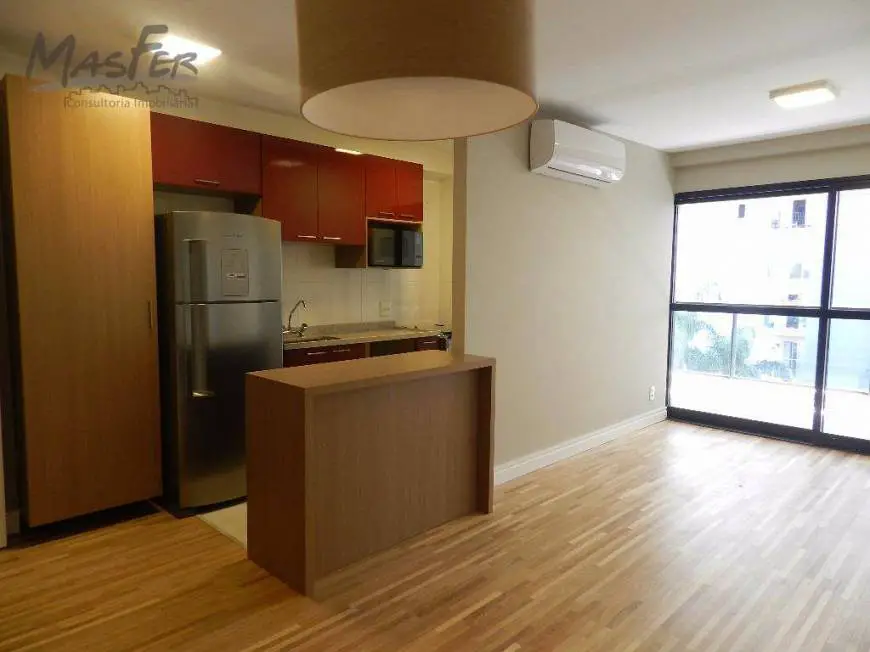 Foto 4 de Apartamento com 2 Quartos para alugar, 70m² em Vila Madalena, São Paulo
