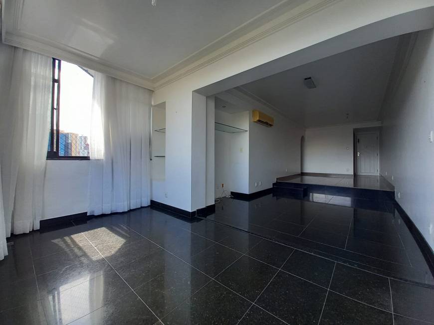 Foto 5 de Apartamento com 3 Quartos à venda, 134m² em Itaigara, Salvador
