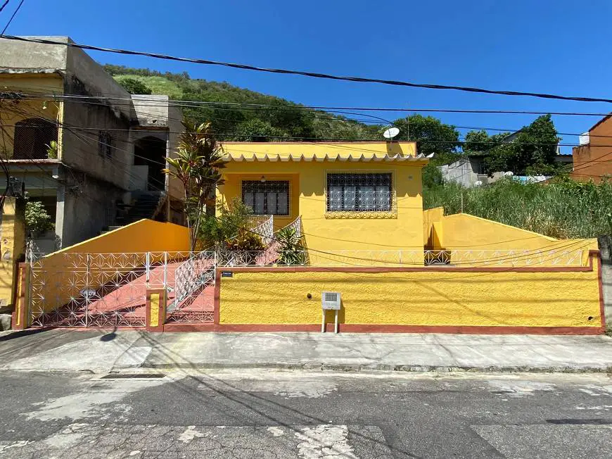 Foto 3 de Casa de Condomínio com 3 Quartos à venda, 350m² em Jardim Sulacap, Rio de Janeiro