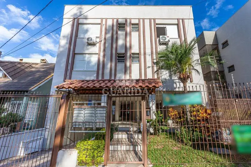 Foto 1 de Apartamento com 1 Quarto à venda, 39m² em Santo Antônio, Porto Alegre