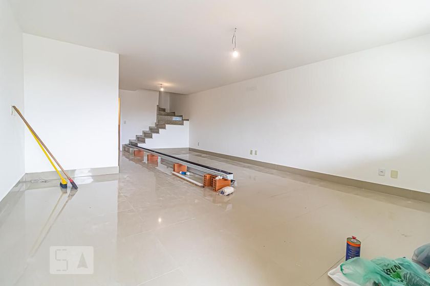 Foto 1 de Casa com 4 Quartos para alugar, 220m² em Freguesia, Rio de Janeiro