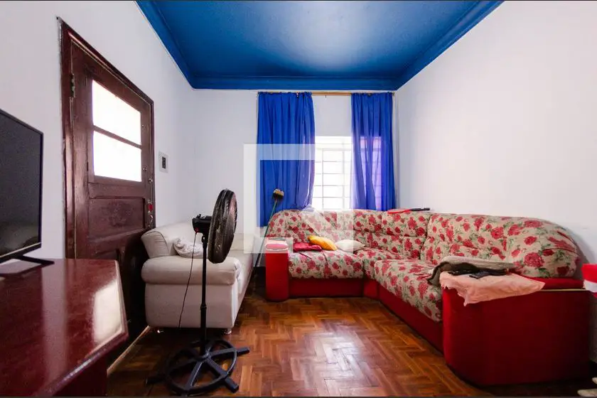 Foto 2 de Casa com 5 Quartos para alugar, 480m² em João Pinheiro, Belo Horizonte