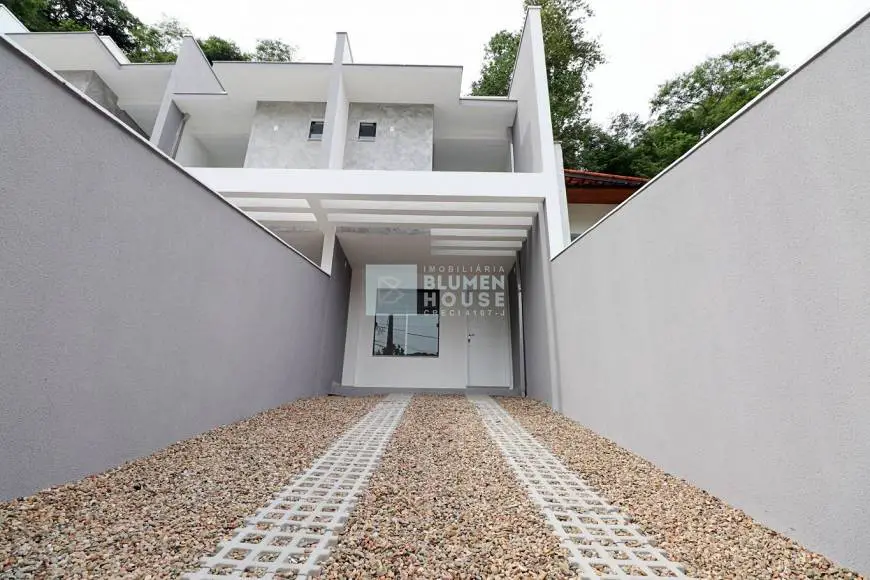 Foto 1 de Sobrado com 2 Quartos à venda, 75m² em Vila Nova, Blumenau