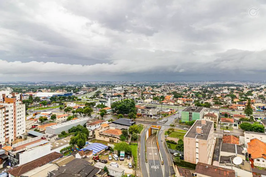 Foto 4 de Apartamento com 3 Quartos para alugar, 77m² em Cristo Rei, Curitiba