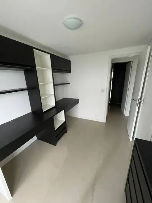 Foto 5 de Apartamento com 3 Quartos para alugar, 82m² em Engenheiro Luciano Cavalcante, Fortaleza