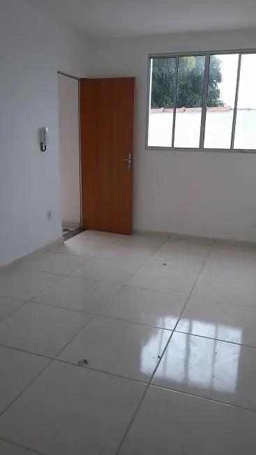 Foto 1 de Apartamento com 3 Quartos à venda, 70m² em São Pedro, Ibirite