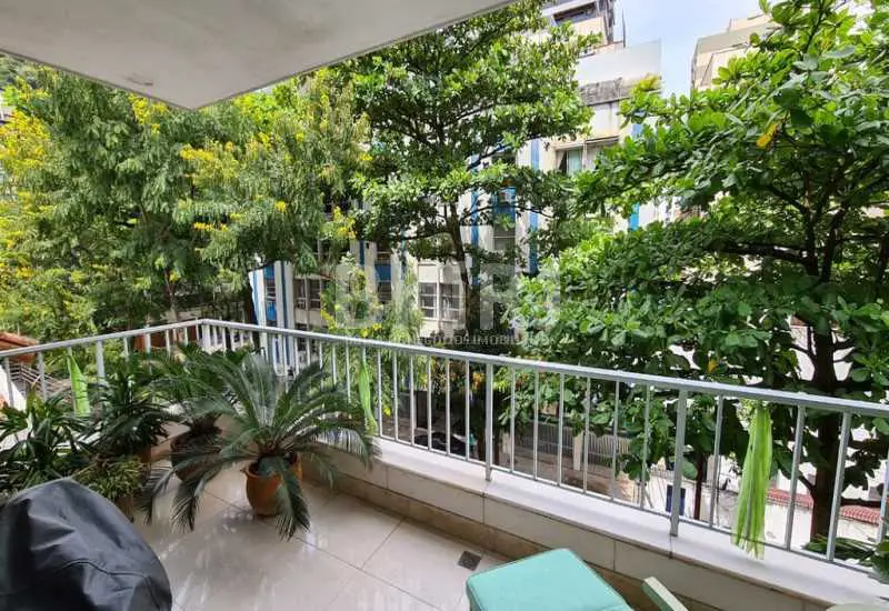 Foto 1 de Apartamento com 4 Quartos à venda, 207m² em Lagoa, Rio de Janeiro