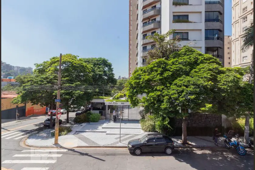 Foto 4 de Casa com 3 Quartos para alugar, 150m² em Vila Madalena, São Paulo