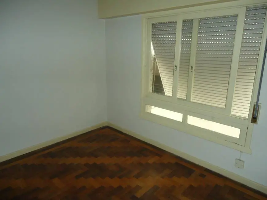 Foto 3 de Apartamento com 2 Quartos para alugar, 60m² em Bom Fim, Porto Alegre