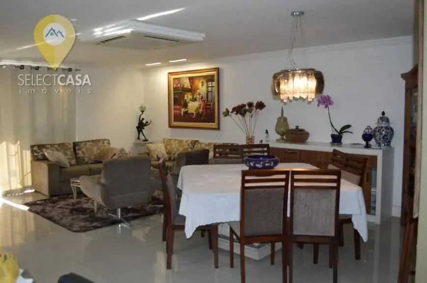 Foto 1 de Apartamento com 4 Quartos à venda, 280m² em Jardim da Penha, Vitória