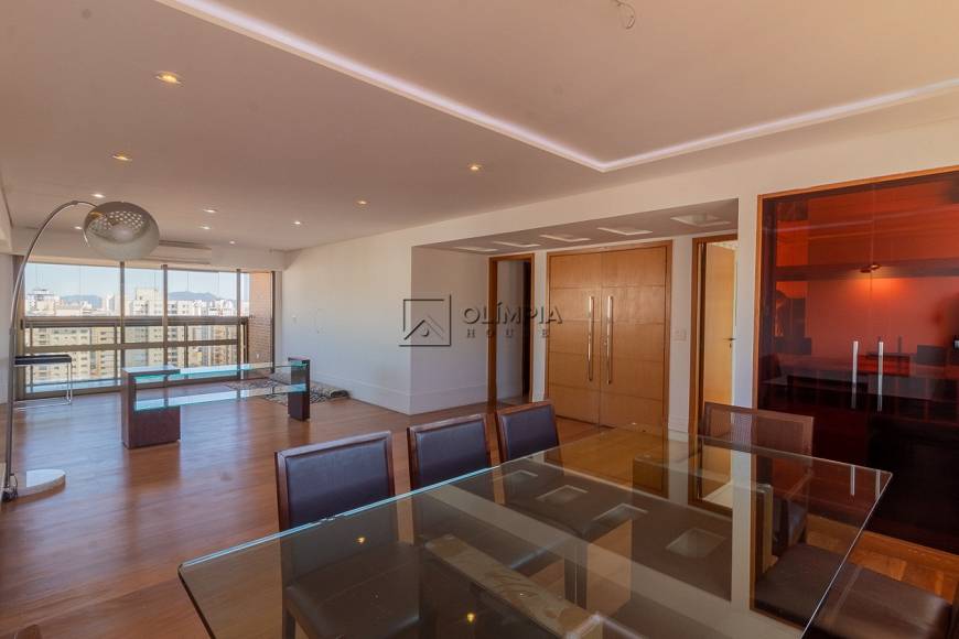 Foto 4 de Apartamento com 4 Quartos para alugar, 240m² em Pompeia, São Paulo