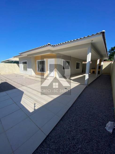 Foto 1 de Casa com 2 Quartos à venda, 153m² em Ingleses do Rio Vermelho, Florianópolis