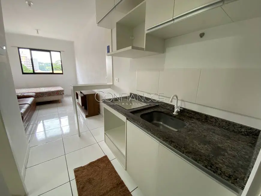 Foto 3 de Kitnet com 1 Quarto para alugar, 18m² em Novo Mundo, Curitiba