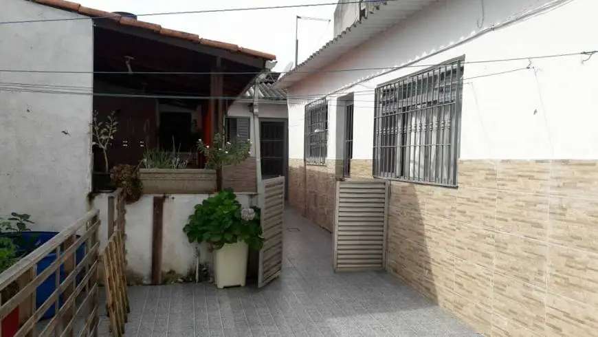Foto 1 de Sobrado com 4 Quartos à venda, 90m² em Vila Marari, São Paulo