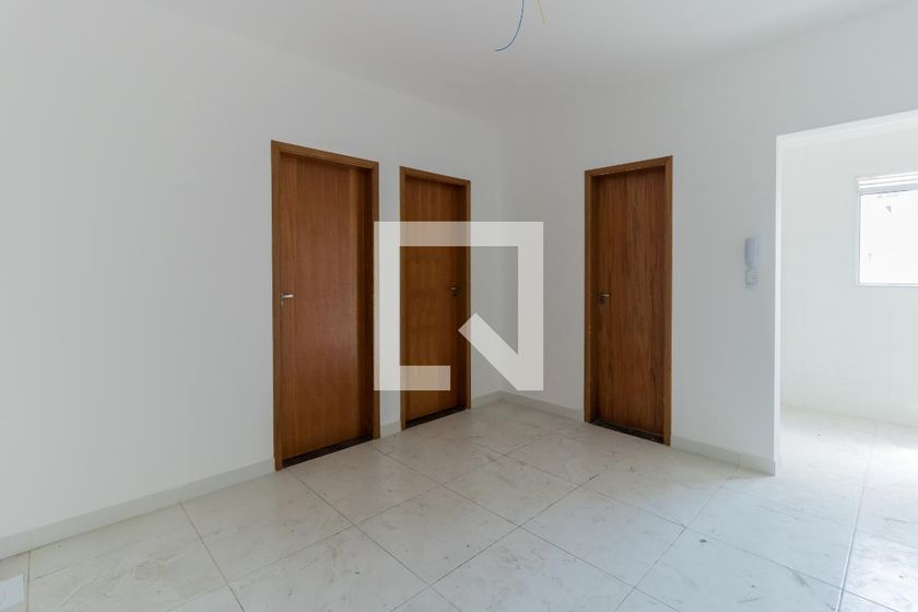 Foto 1 de Apartamento com 2 Quartos à venda, 44m² em Vila Nhocune, São Paulo