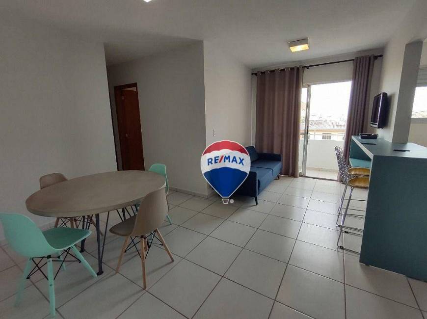 Foto 2 de Apartamento com 3 Quartos para alugar, 71m² em Centro Sul, Cuiabá