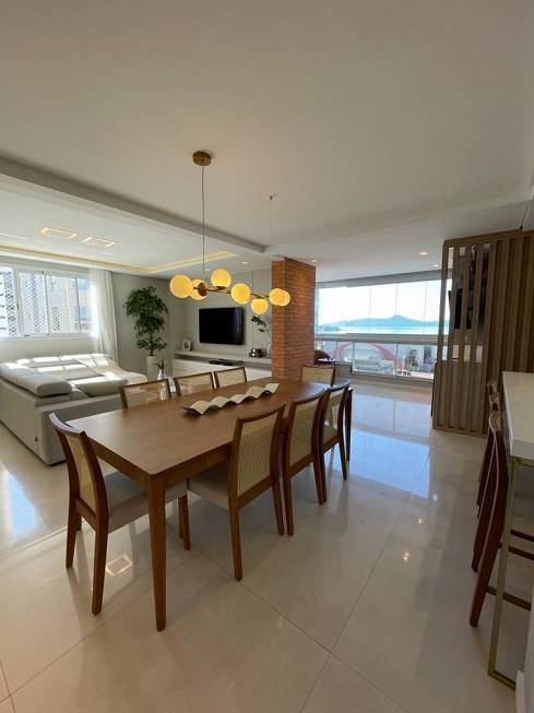 Foto 3 de Apartamento com 4 Quartos à venda, 150m² em Kobrasol, São José