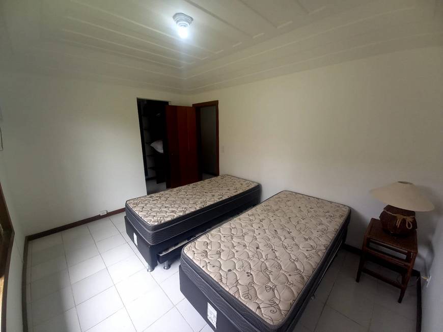 Foto 4 de Casa de Condomínio com 4 Quartos para alugar, 250m² em Ferradurinha, Armação dos Búzios