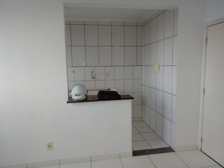 Foto 1 de Apartamento com 2 Quartos para alugar, 46m² em Tomba, Feira de Santana