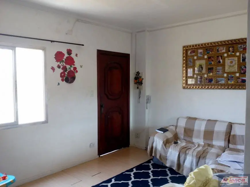 Foto 1 de Apartamento com 2 Quartos à venda, 54m² em Vila Sao Rafael, Guarulhos